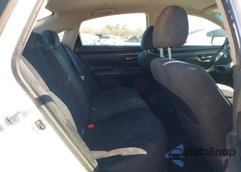 2015 Nissan Altima 2.5/2.5 S/2.5 Sl/2.5 Sv z USA, uszkodzony, nr VIN 1N4AL3AP5FC273246